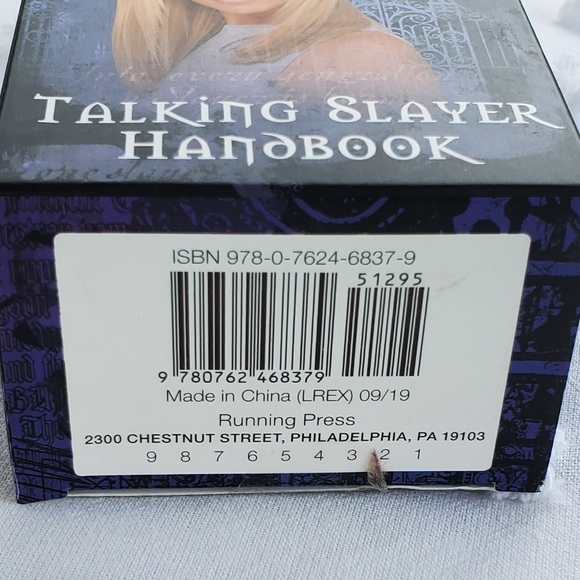New Buffy the Vampire Slayer: Talking Slayer Handbook (RP Minis) - Picture 3 of 10